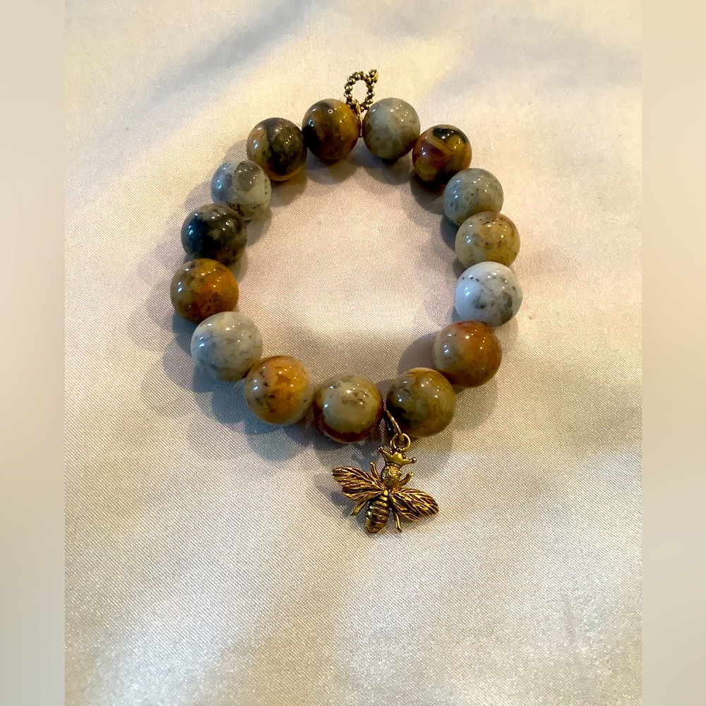 Powerbeads by Jen queen bee aqua terra beaded bracelet